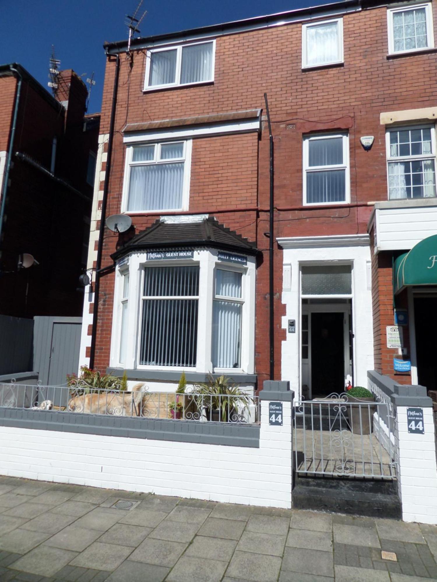 Nathans Guest House Blackpool Extérieur photo
