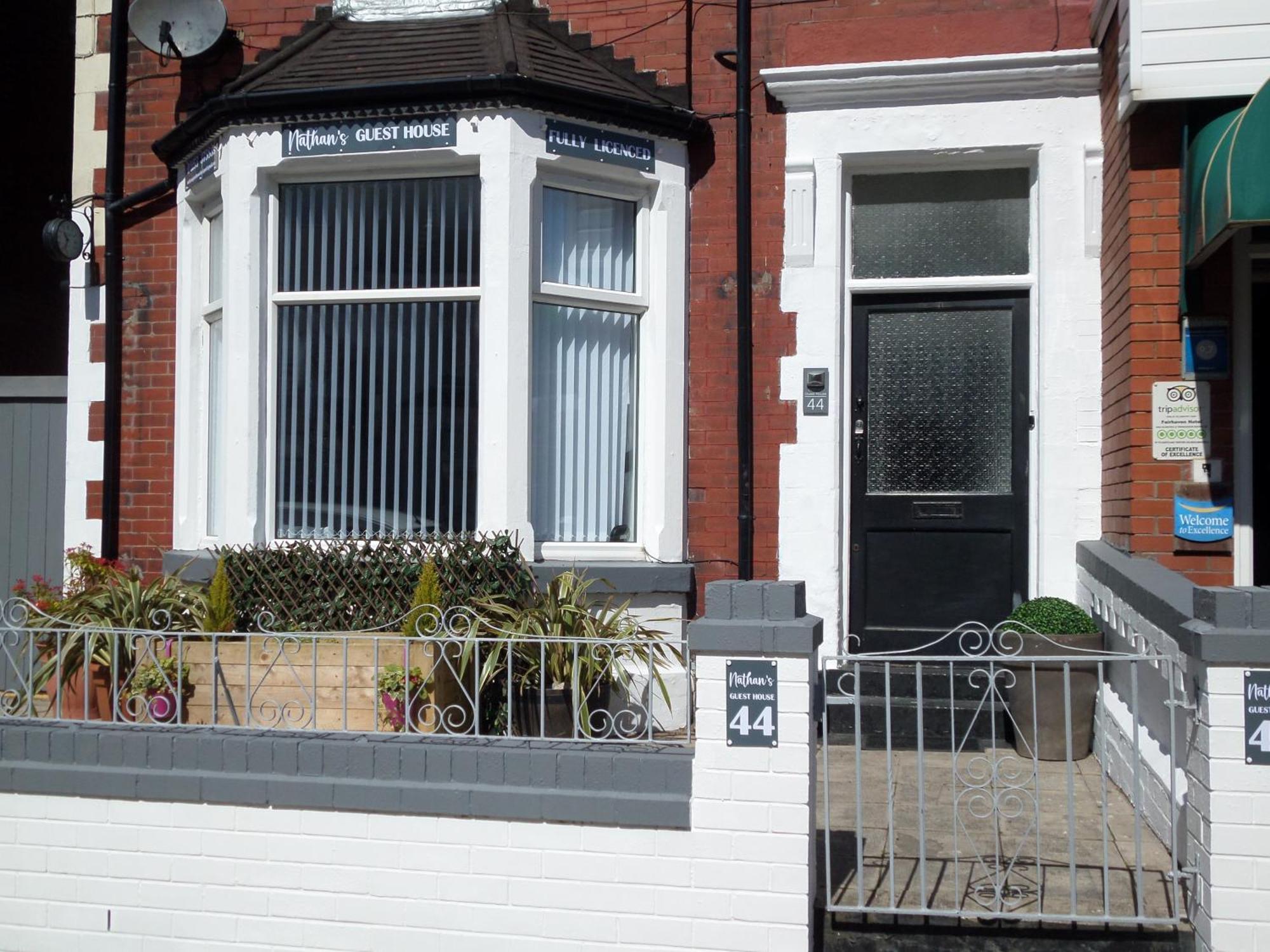 Nathans Guest House Blackpool Extérieur photo